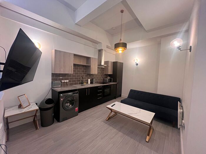 1 Bedroom Flat To Rent In - St. Johns North, Wakefield, WF1