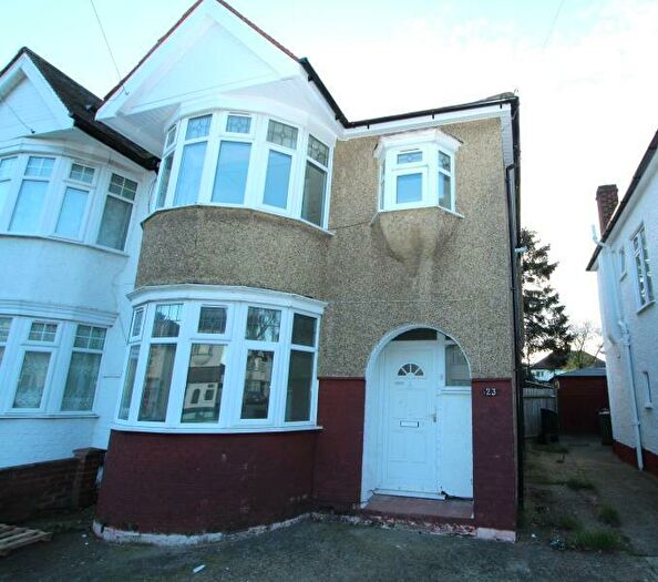 3 Bedroom Terraced House To Rent In Larkfield Avenue, Harrow, HA3