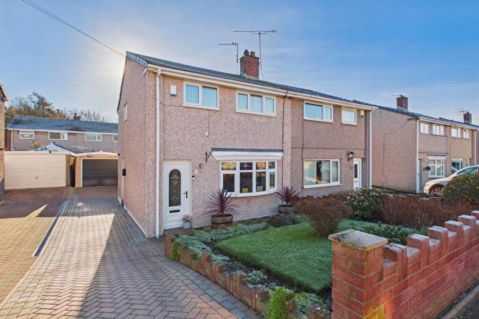 3 Bedroom Semi Detached House For Sale In Scawfell Avenue, Workington, CA14