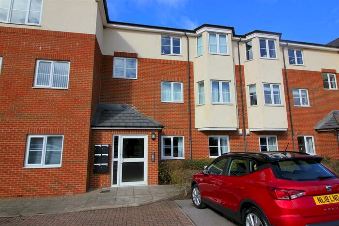 2 Bedroom Apartment To Rent In Lambton View, Rainton Gate, DH4