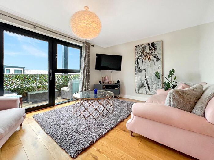 2 Bedroom Penthouse For Sale In Goodman Street, Victoria Riverside Goodman Street, LS10