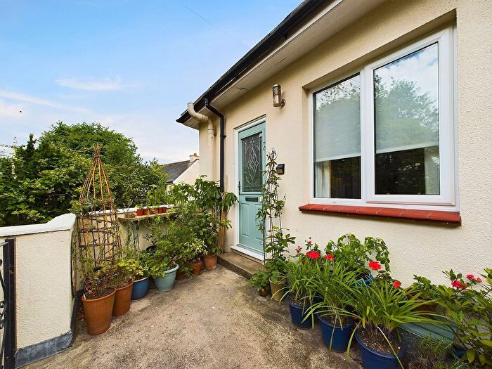 2 Bedroom Flat For Sale In Temple Street, Sidmouth, EX10