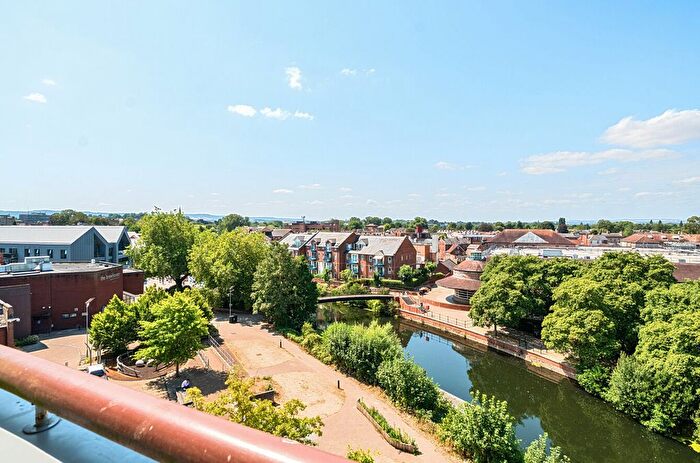 1 Bedroom Flat For Sale In Coal Orchard, Taunton, Somerset, TA1