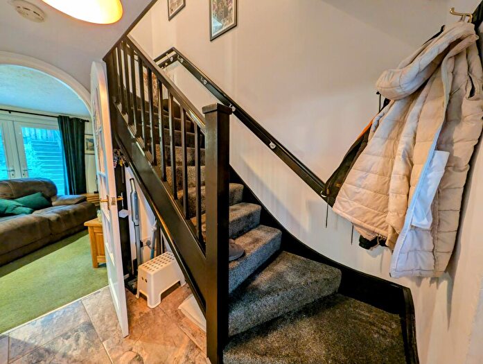 2 Bedroom Terraced House For Sale In Cwm Alarch, Glenboi, Mountain Ash, CF45