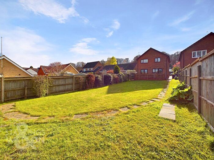 4 Bedroom Detached House For Sale In Breydon Drive North, Costessey, Norwich, NR8