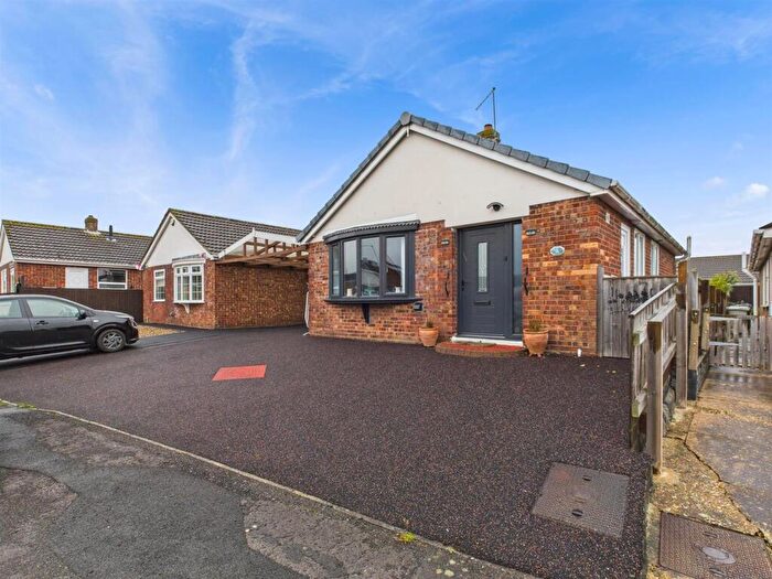 2 Bedroom Detached Bungalow For Sale In Staveley Road, Alford, LN13