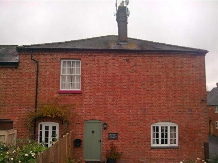 5 Bedroom Semi-Detached House For Sale In Church Street, CV23