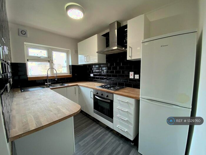 1 Bedroom Flat To Rent In Cecil House, London, E17