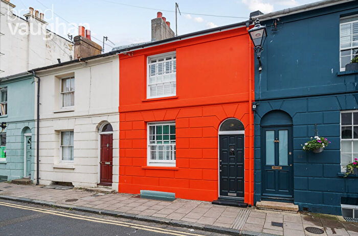 Flat To Rent In Tidy Street, Brighton, East Sussex, BN1