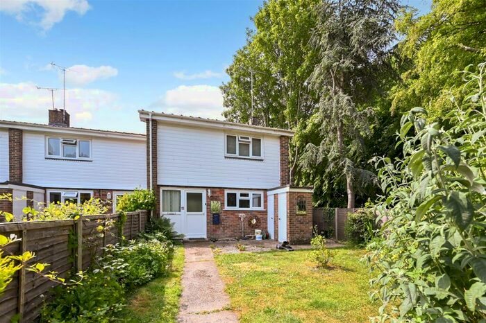 2 Bedroom House To Rent In Kewells Corner, Birdham, PO20