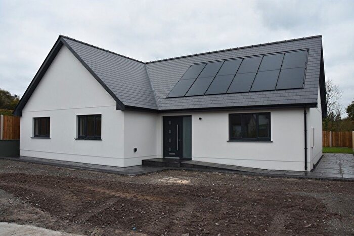 3 Bedroom Detached Bungalow For Sale In Velindre, Llandysul, SA44
