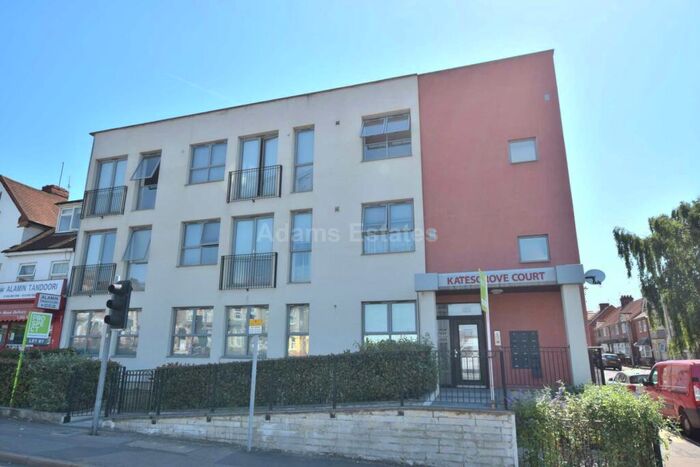 2 Bedroom Apartment To Rent In Basingstoke Road, Reading, RG2