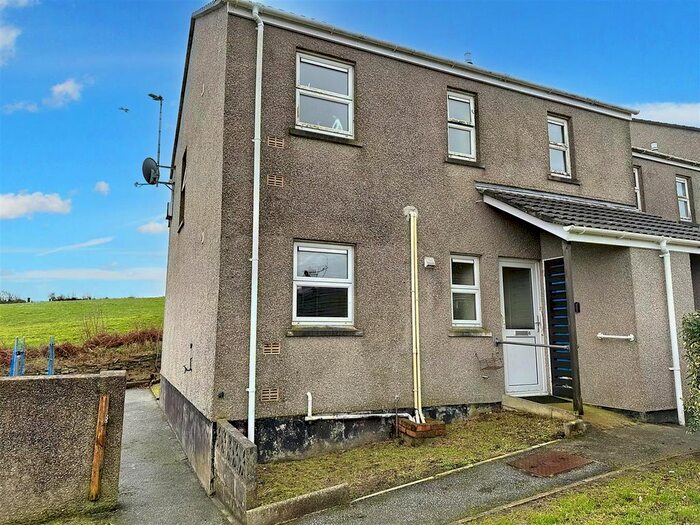 1 Bedroom Flat For Sale In Penwartha Court, Constantine, Falmouth, TR11