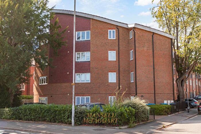 2 Bedroom Flat For Sale In Maypole Road, The Heights Maypole Road, RH19