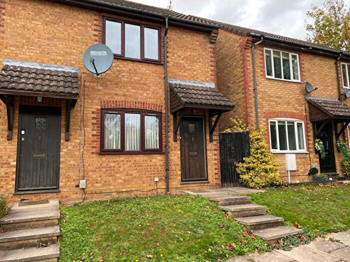 2 Bedroom Property To Rent In Tippett Court, Stevenage, Hertfordshire, SG1