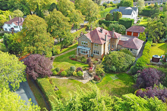 5 Bedroom Detached House For Sale In Walton Avenue, Pannal, Harrogate, HG3