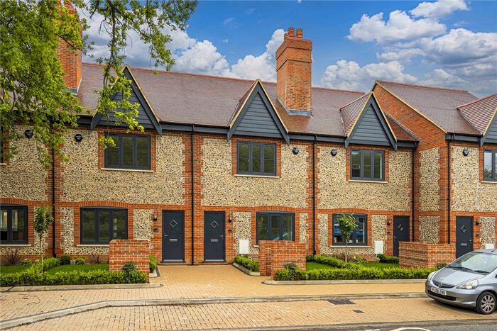 4 Bedroom Terraced House For Sale In Chapel Croft, Chipperfield, Kings Langley, Hertfordshire, WD4