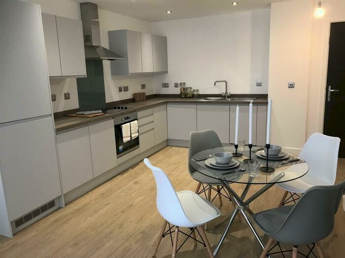 1 Bedroom Apartment To Rent In North Central, Dyche Street, Manchester, M4