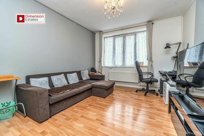 3 Bedroom Flat To Rent In Warwick Grove, Upper Clapton, Hackney, E5