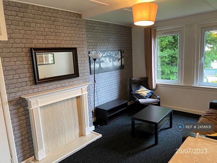 2 Bedroom Flat To Rent In Stenhouse Road, Edinburgh, EH11