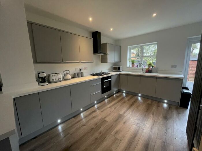 3 Bedroom House To Rent In Riveraine Close, Sutton In Ashfield, NG17