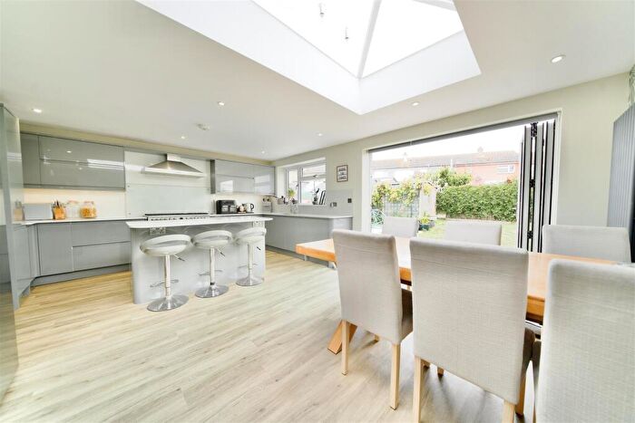3 Bedroom Terraced House For Sale In Bowers Road, Portland, DT5