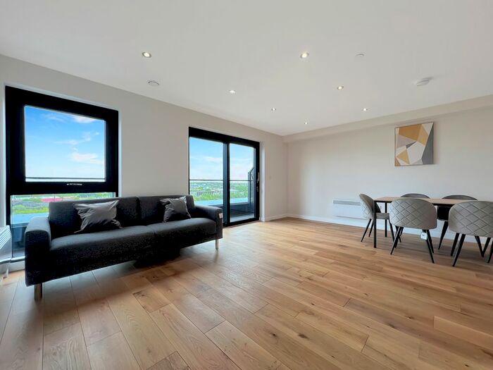 3 Bedroom Flat To Rent In Goodman Street, Leeds, LS10