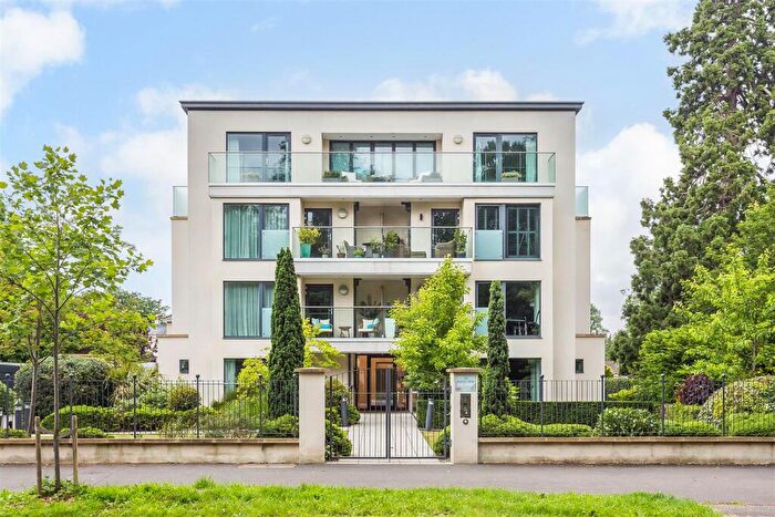 4 Bedroom Apartment For Sale In The Park, Cheltenham, GL50