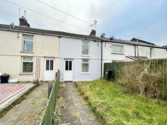 2 Bedroom House To Rent In Mary Street, CF39