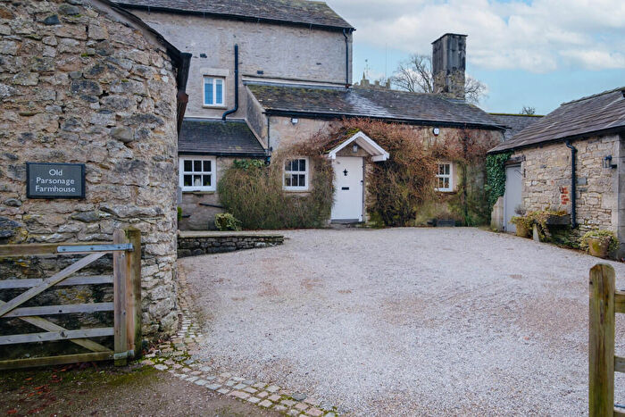 5 Bedroom Farm House For Sale In Old Parsonage Farmhouse, Beetham, Milnthorpe, Cumbria, LA7