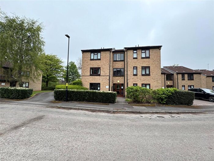 Flat For Sale In Swan Gardens, Birmingham, West Midlands, B23