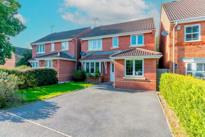 4 Bedroom Detached House To Rent In Attwood Drive, Arborfield, RG2