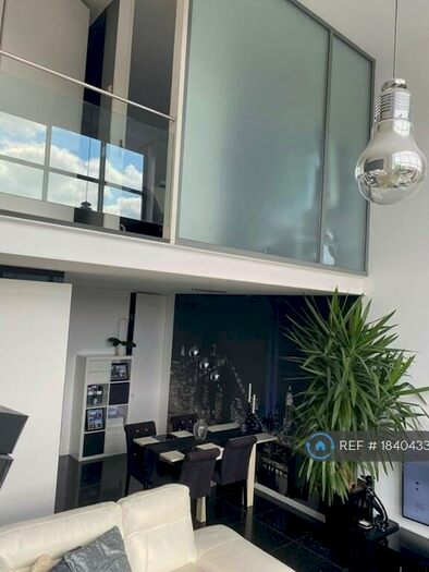 2 Bedroom Flat To Rent In Duke Street, Northampton, NN1