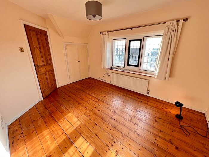 2 Bedroom End Of Terrace House To Rent In Pen-Y-Fai, Bridgend, CF31