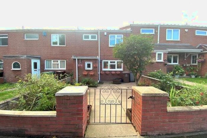 3 Bedroom Property To Rent In Forth Drive, Birmingham, B37