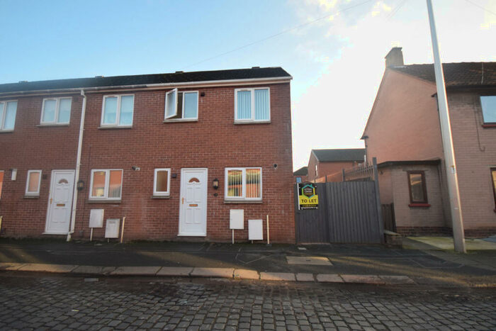 2 Bedroom Town House To Rent In Rydal Street, Carlisle, CA1