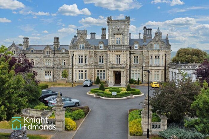 2 Bedroom Flat For Sale In Culpeper Road, Preston Hall, ME20