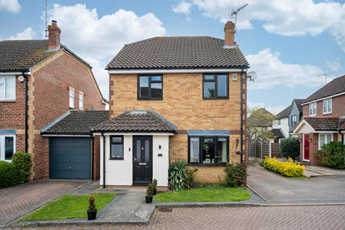 4 Bedroom Detached House For Sale In Lampern Crescent, Billericay, CM12