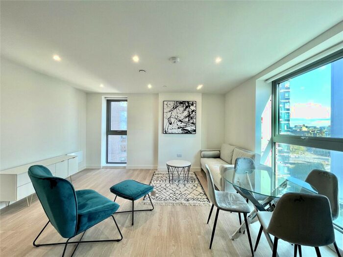 2 Bedroom Apartment To Rent In Exchange Point, New Kings Head Yard, Salford, M3