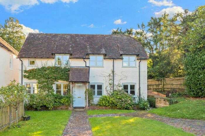 5 Bedroom Detached House For Sale In Upper Street, Fittleworth, RH20