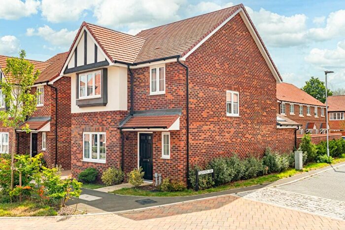 3 Bedroom Detached House For Sale In Richardson Drive, Hertford, Hertfordshire, SG13