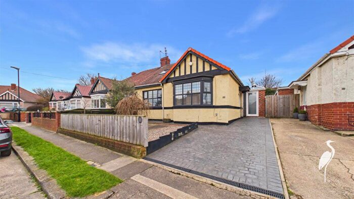 2 Bedroom Semi-Detached Bungalow For Sale In Mansfield Crescent, Roker, Sunderland, SR6