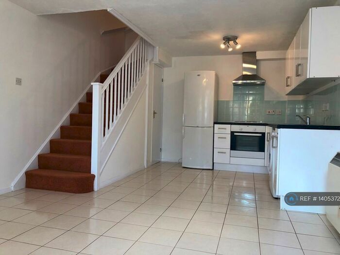 1 Bedroom Terraced House To Rent In Magpie Close, Colindale, NW9