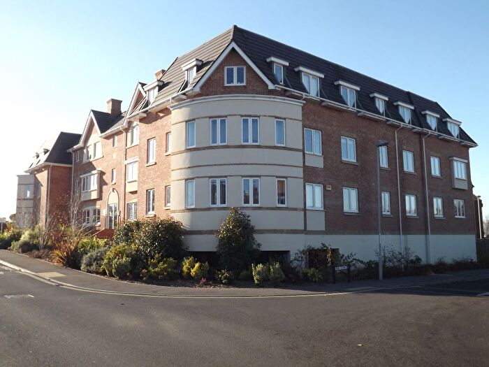 2 Bedroom Property To Rent In Peel Close, Verwood, BH31