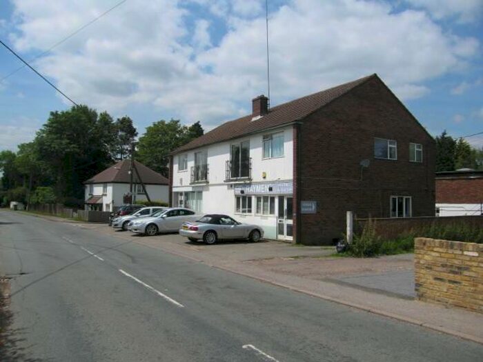 2 Bedroom Flat To Rent In Water End Road, Potten End, Berkhamsted, HP4