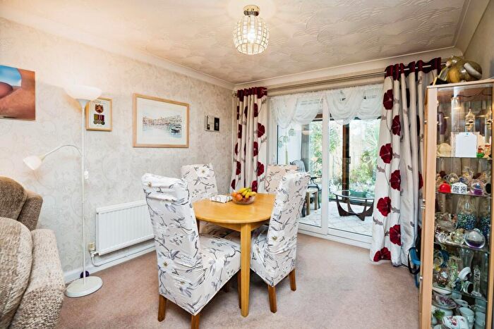 3 Bedroom Detached House For Sale In Maes Uchaf, Connah's Quay, Deeside, Flintshire, CH5