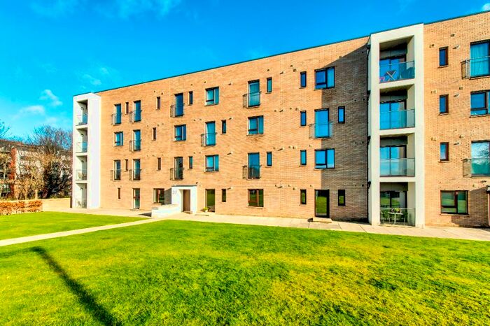 2 Bedroom Flat To Rent In Citypark Way, Edinburgh, EH5