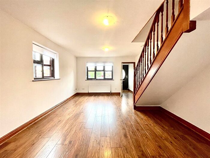 2 Bedroom Semi-Detached House To Rent In Dukes Ride, Bishop's Stortford, CM23