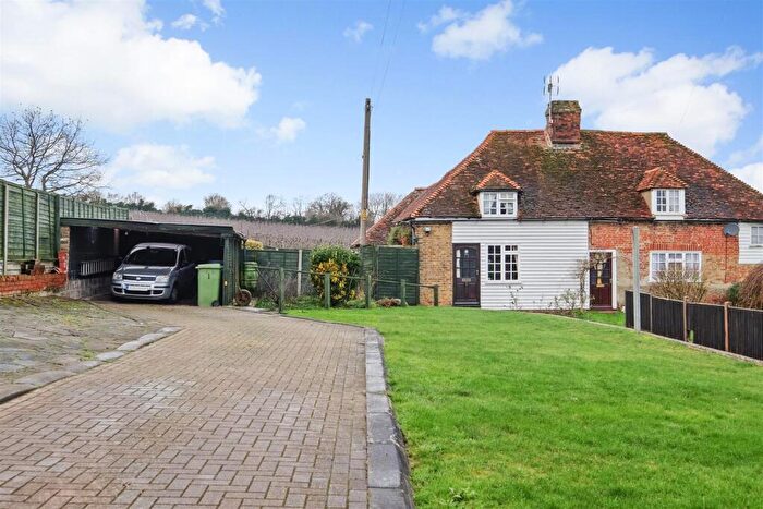 3 Bedroom Cottage For Sale In Forstal, Hernhill, Faversham, ME13