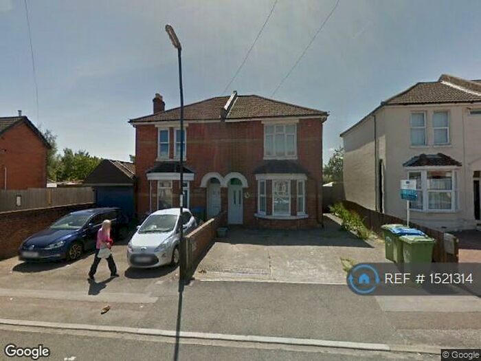 5 Bedroom Semi-Detached House To Rent In Langhorn Road, Southampton, SO16